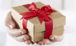 Cách lựa chọn món quà tri ân khách hàng ưng ý